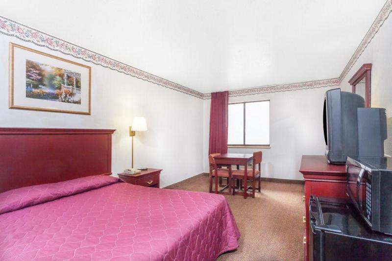 Hotel Super 8 Morristown East Downtown Zewnętrze zdjęcie